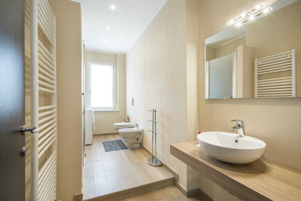 Casa Foscolo Apartment Villa Guardia Exterior photo